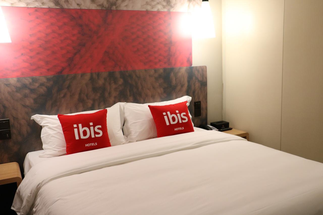 Ibis Shanghai North The Bund Zhoujiazui Road Buitenkant foto