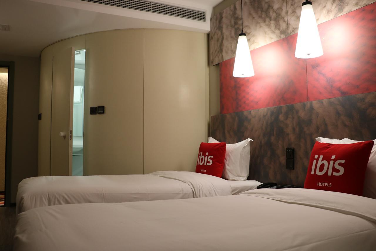 Ibis Shanghai North The Bund Zhoujiazui Road Buitenkant foto
