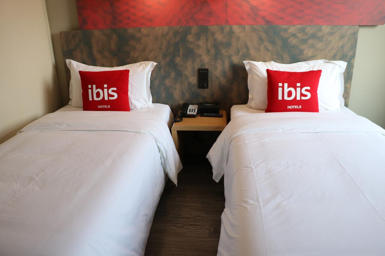 Ibis Shanghai North The Bund Zhoujiazui Road Buitenkant foto
