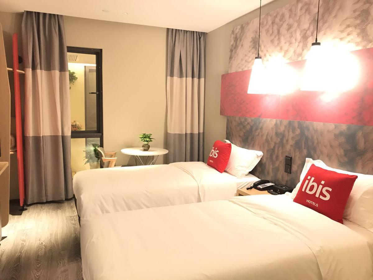 Ibis Shanghai North The Bund Zhoujiazui Road Buitenkant foto